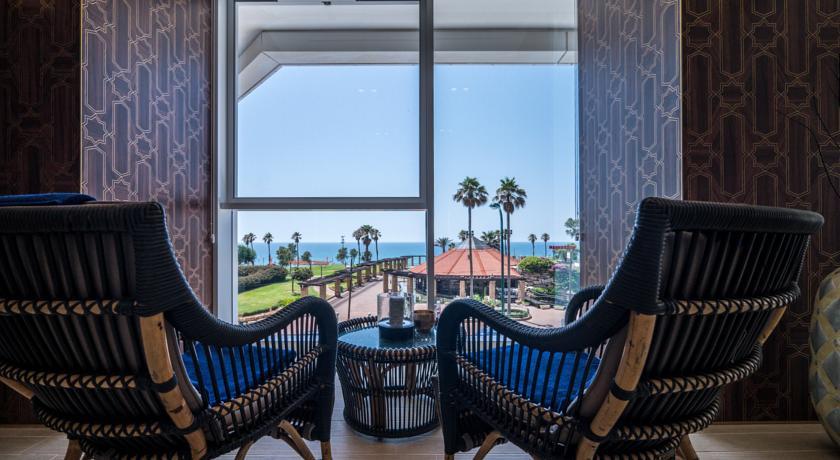 David Tower Hotel Netanya By Prima Hotels - 16 Years Plus Exterior foto View from the lobby